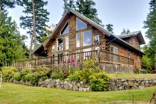 Lopez Island Haus | Log Home on Lopez-Spencer Spit