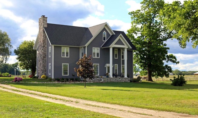 Paris Bed & Breakfast | LOJ BNB