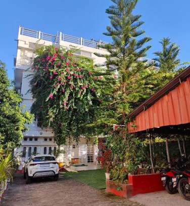 Khanapara Haus | Loktak Residency