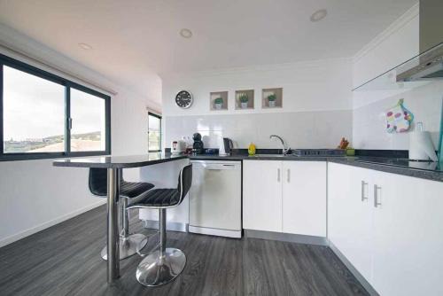 Calheta Haus | Lombo do Doutor Cottage 1 by Mth