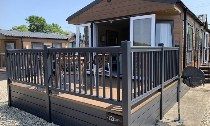 Evesham Hütte | LONGDON LODGE, with a garden in Evesham