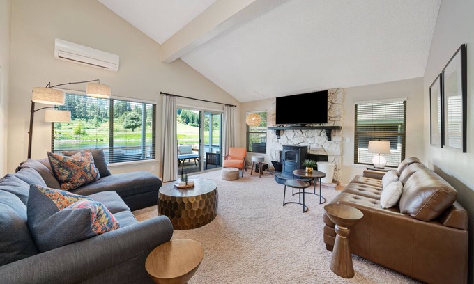 Plumas Eureka Estates Haus | Lost Sierra Escape - 72 W. Ponderosa