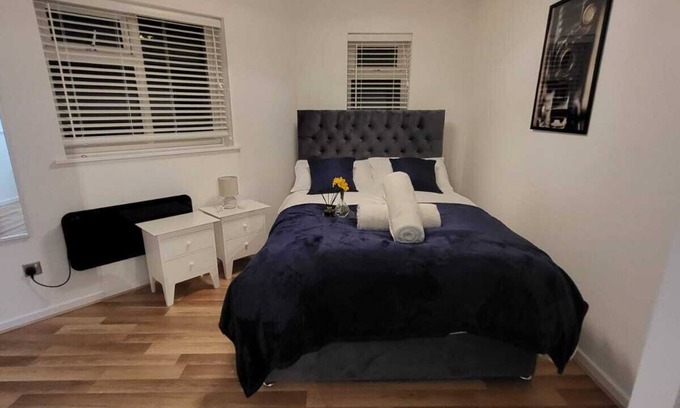 Chafford Hundred Wohnung | Lovely 2-Bed Apartment in Grays