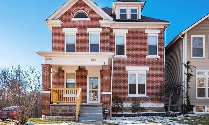 Near East Columbus Haus | Lovely 5Br in Olde Town East