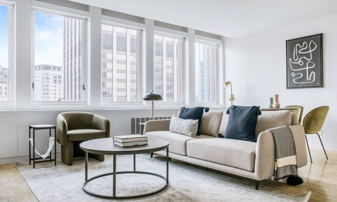 Prudential - St. Botolph Wohnung | Lovely Back Bay 1BR w/ W/D & Gym, near Copley T & Shops, by Blueground