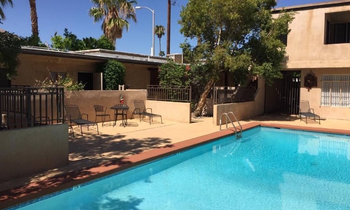 Uptown Design District Villa | Charmante historische Hacienda