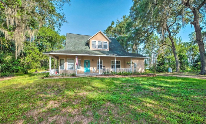 Edgar Haus | Lovely Hawthorne Home w/ Private Boat Dock!