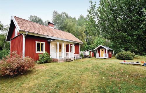 Algaras Haus | Lovely Home In Älgarås With Kitchen