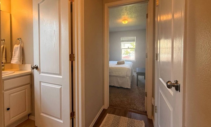 Caldwell Wohnung | Lovely Linda`s- home away from home in Caldwell