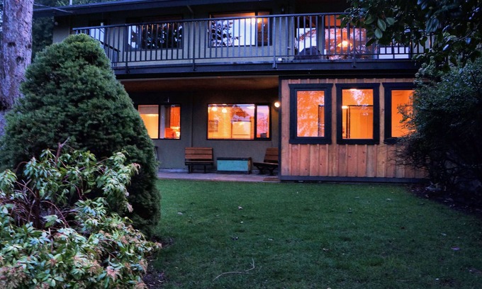 Regional District of Nanaimo Haus | Schöne kleine, gut ausgestattete Suite in der Nähe der Innenstadt, Parks und Restaurants