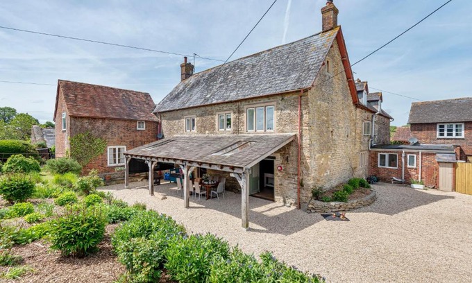 Sturminster Newton Haus | Lower Fifehead Farm
