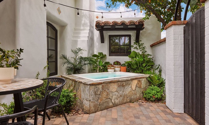 Historic Tennis Club Villa | Lucille Palm Springs