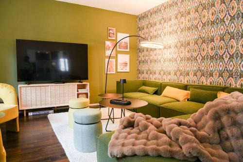 Gruenstadt Haus | LUI Guesthouse - BohoStyle