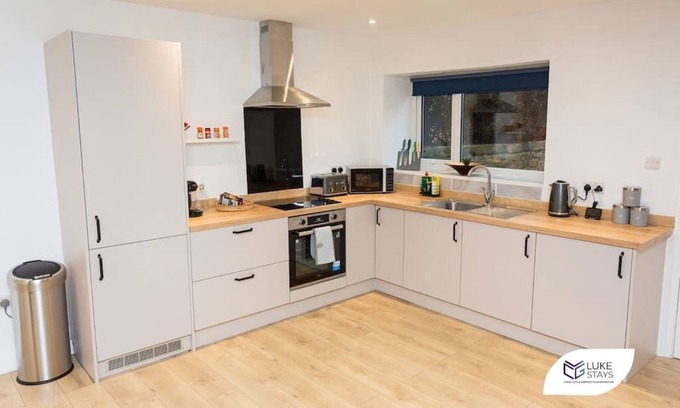 Crook Haus | Luke Stays -Good StationCottages