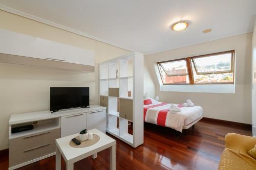 Teis Wohnung | Luminoso ático para dos by CABANA Rentals