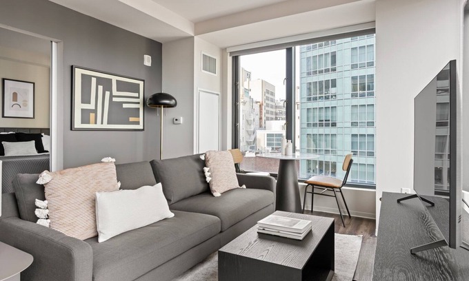 Theatre District Wohnung | Luxe Chinatown/Theater District 1BR w/ Gym & W/D, nr T, by Blueground