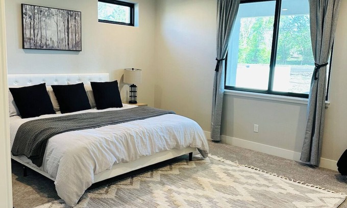 Montrose Haus | Luxe Hideaway Heading to Telluride & Ouray 019682