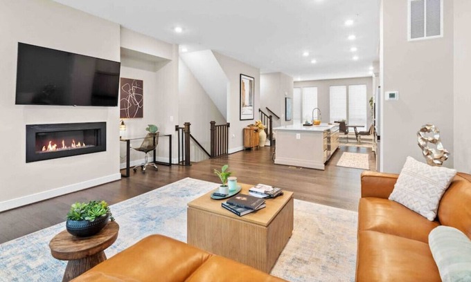 Reston Haus | LUXE New Construction | Prime Location | Rooftop