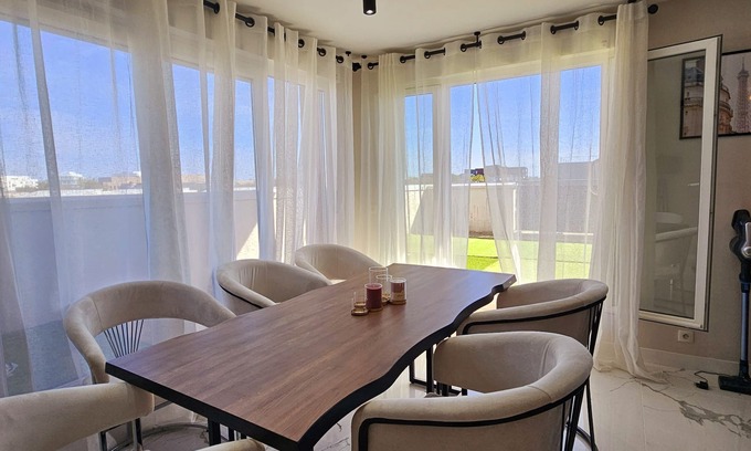 Montevrain Wohnung | Luxueux Rooftop avec terrasse à 2pas de Disney Paris