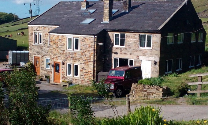 Dobcross Hütte | Luxuriöses Ferienhaus in atemberaubender Lage an der Grenze Lancashire / Yorkshire.