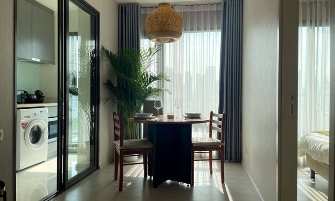 Bang Chak Wohnung | luxurious Condo W/Train access