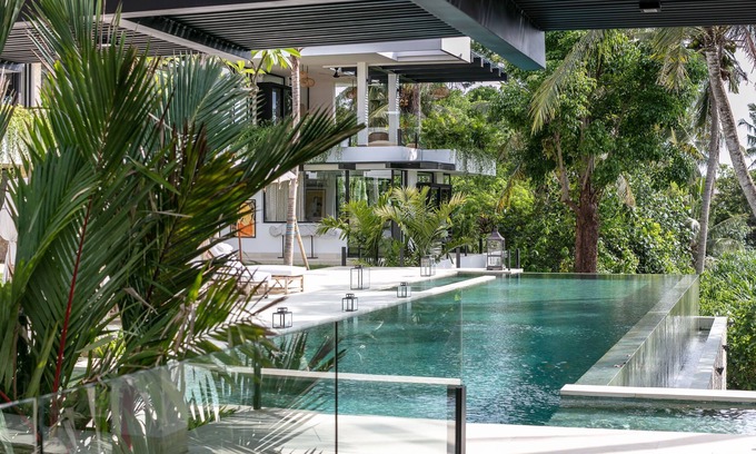 Abiansemal Villa | Luxuriöser Designer privater Hafen in Canggu
