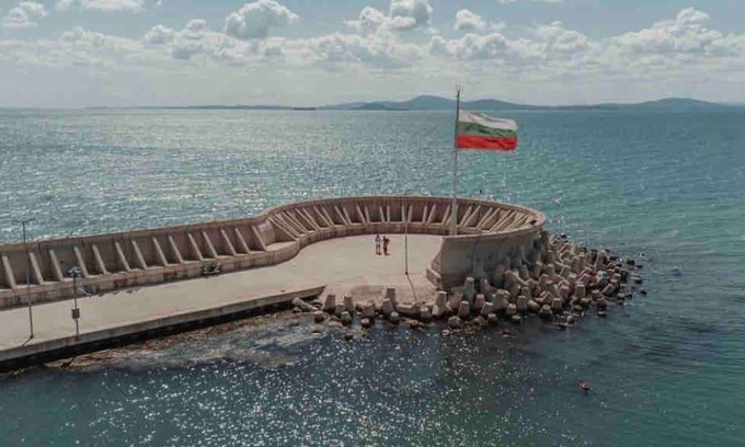 Sarafovo Haus | Luxurious Beach House With Wi-fi and Parking