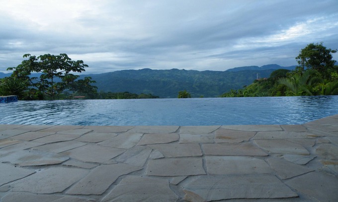 Atenas Haus | Luxuriöses Schloss, Infinity-Pool und atemberaubende Aussicht!