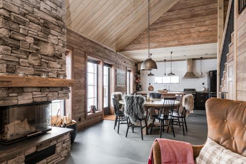 Vemdalen Villa | Luxurious cottage with sauna overlooking mountains