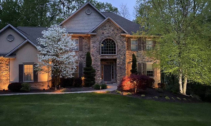 Lewisberry Haus | Luxurious four bedroom Home with private Jacuzzi
