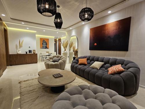 Camp El Ghoul Wohnung | Luxurious New Designer Apartment in Marrakech