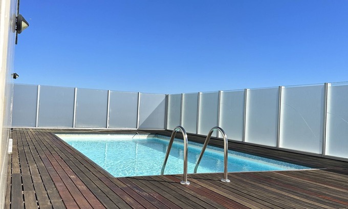 Moscavide Wohnung | Luxurious Penthouse in Lisbon - One of a Kind Private Summing Pool