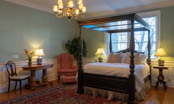 Bardstown Wohnung | Luxuriöse Suite mit Garten am Court Square in der Innenstadt