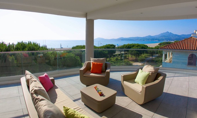 Argeles Plage Wohnung | LUXURIÖSER T3 VON 70m2 - KLIMATISIERT - AM STRAND-GRANDETERRASSE- WIFI-