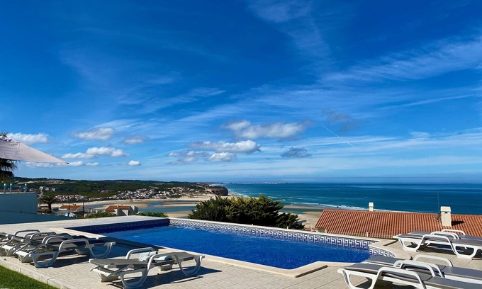 Foz do Arelho Villa | Luxuriöse Villa mit fantastischer Aussicht, beheizter Pool, 5 Minuten zu Fuß zum Strand