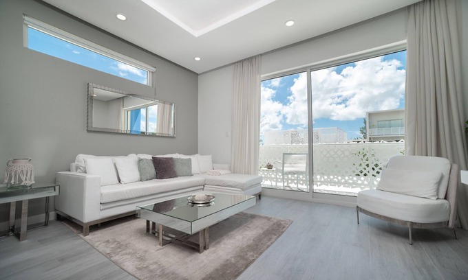 Seven Mile Beach Wohnung | Luxury 1 bed apartment near Seven Mile Beach at The Grove