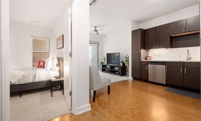 Grandview Heights Wohnung | Luxury 1 Bedroom in Grandview