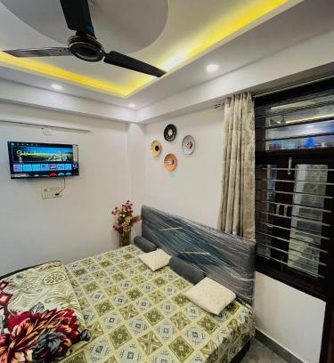 New Delhi Haus | Luxury 1 RK in New Delhi