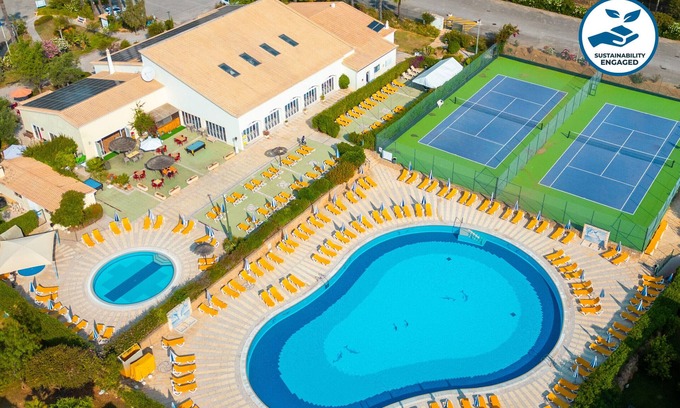 Portimao Wohnung | Luxury 2BR Apt w/ Pools & BBQ – Portimão/Alvor