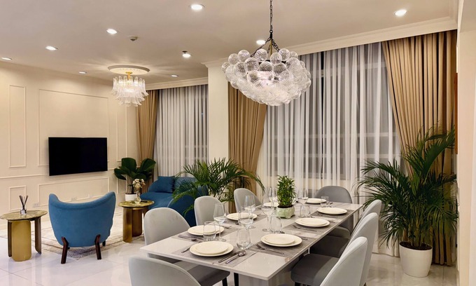 Bonifacio Global City Eigentumswohnung | Luxury 4-Bed Penthouse in Central BGC close to St.Lukes and One High Street