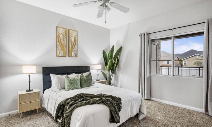 Tramonto Wohnung | Luxury Apt <15 min from Honor Health Deer Valley