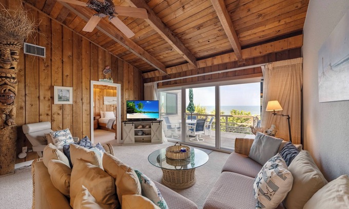 Sea Dunes Haus | Luxury beachfront escape in New Smyrna Beach