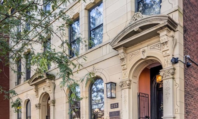 Downtown Cincinnati Haus | Luxury Brownstone | Walk to ALL | Washington Park