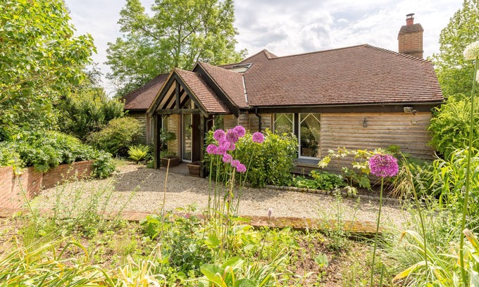 Chazey Heath Haus | Luxury Chilterns Hideaway, easy access to London