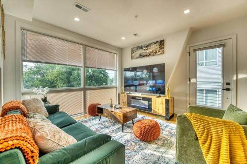 16th Street Heights Wohnung | Luxury City Centered Oasis