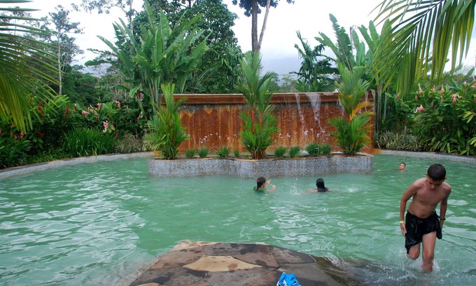Guayabo Resort | Ultimative in Rexation und Abenteuer-Hot Springs Blaue Flüsse Wasserfälle Rain Forest
