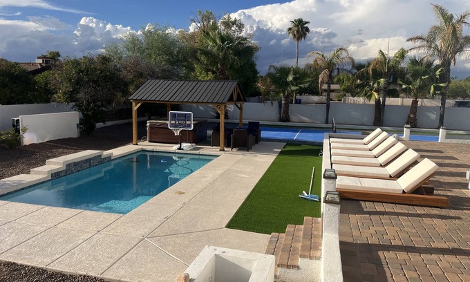 Mesa Haus | Luxury home with pickleball, pool, and hot tub near Scottsdale