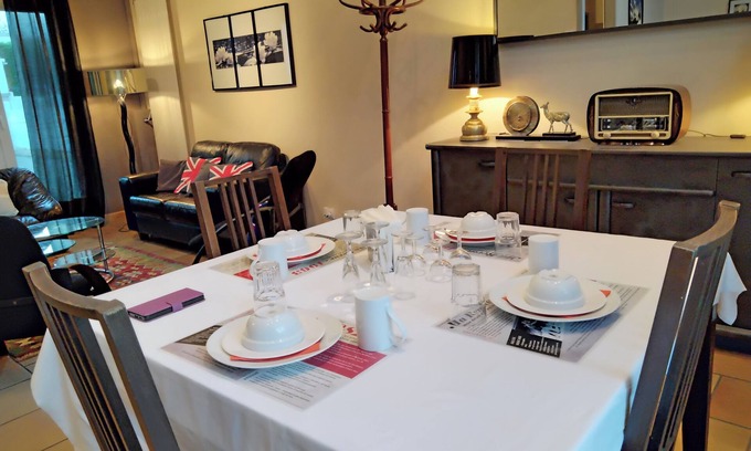 Noisiel Haus | Luxushaus in der Nähe von Paris, Val d'Europe und Disneyland. Free Wifi & Frühstück
