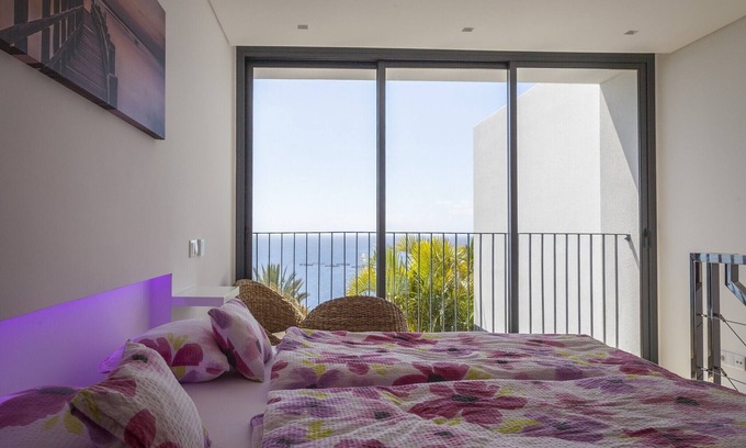 Arco da Calheta Haus | Luxus-Ferienhaus-Ensuite mit Dusche-Meerblick-Casa Estrelicia
