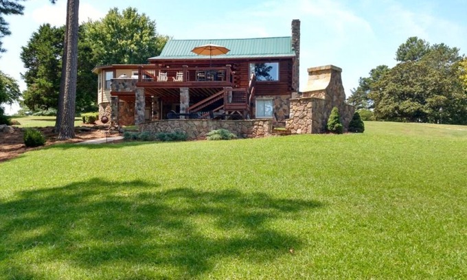 Littleton Haus | Luxury Lakeside Cabin - A Stone's Throw